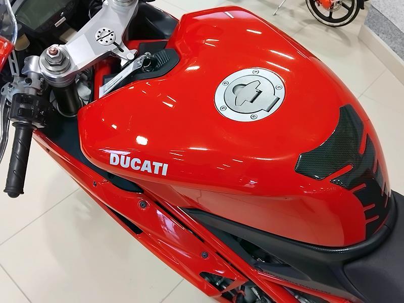 Ducati 848 Evo