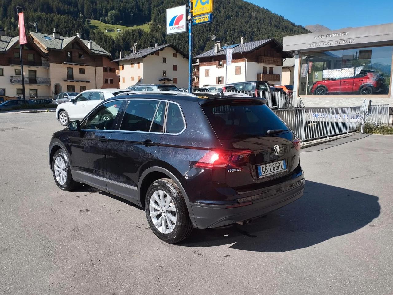 Volkswagen Tiguan 2.0 TDI SCR DSG 4MOTION Business BMT