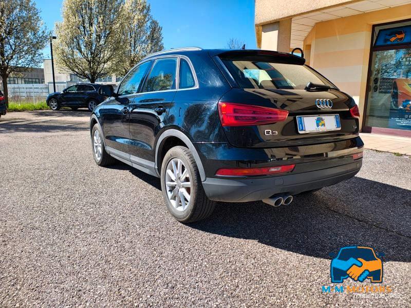 Audi Q3 2.0 tdi Business 120cv