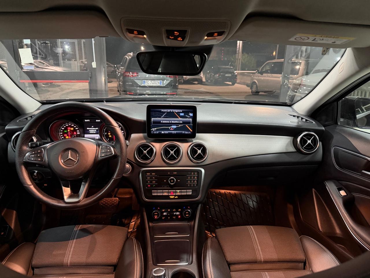 Mercedes-benz GLA 200 d Automatic Premium