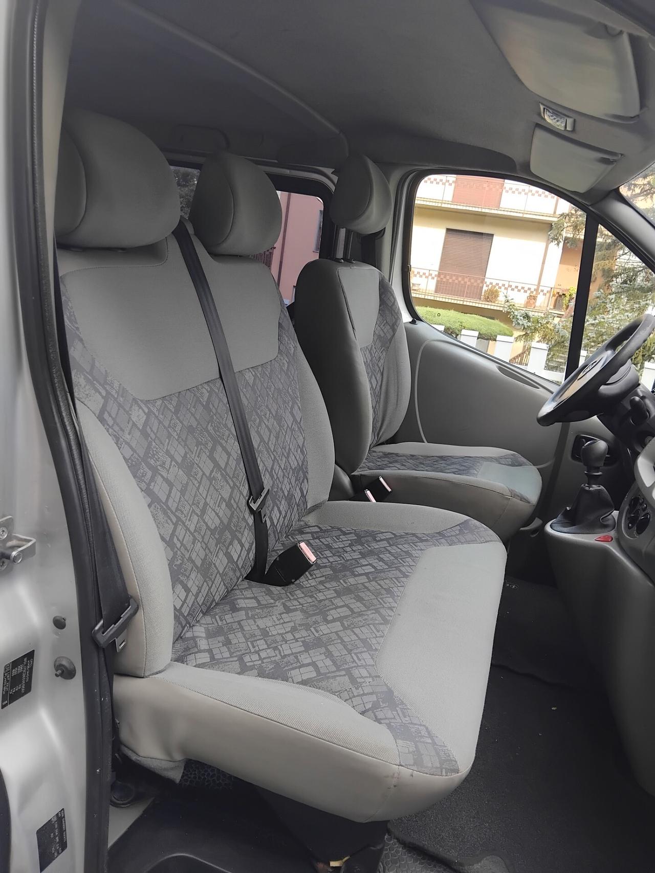Opel Vivaro 27 1.9 CDTI/100CV PC-TN Combi