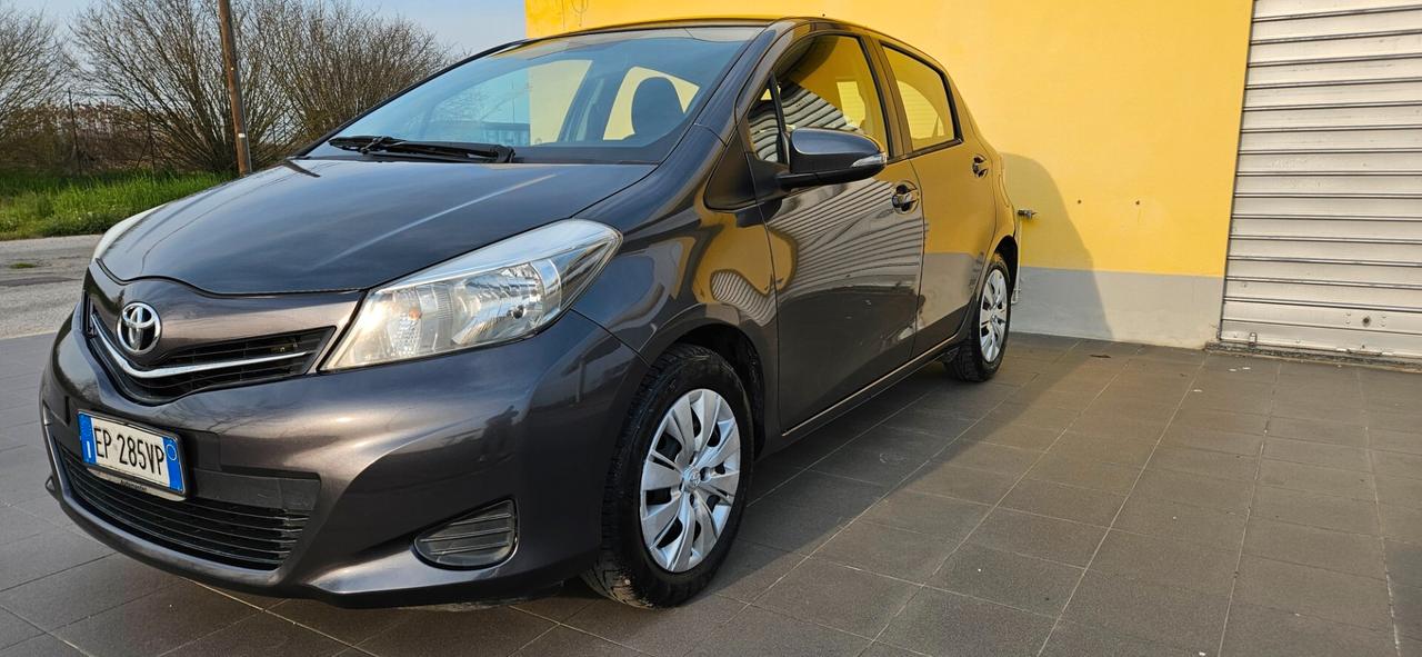 Toyota Yaris 1.0 5 porte GPL