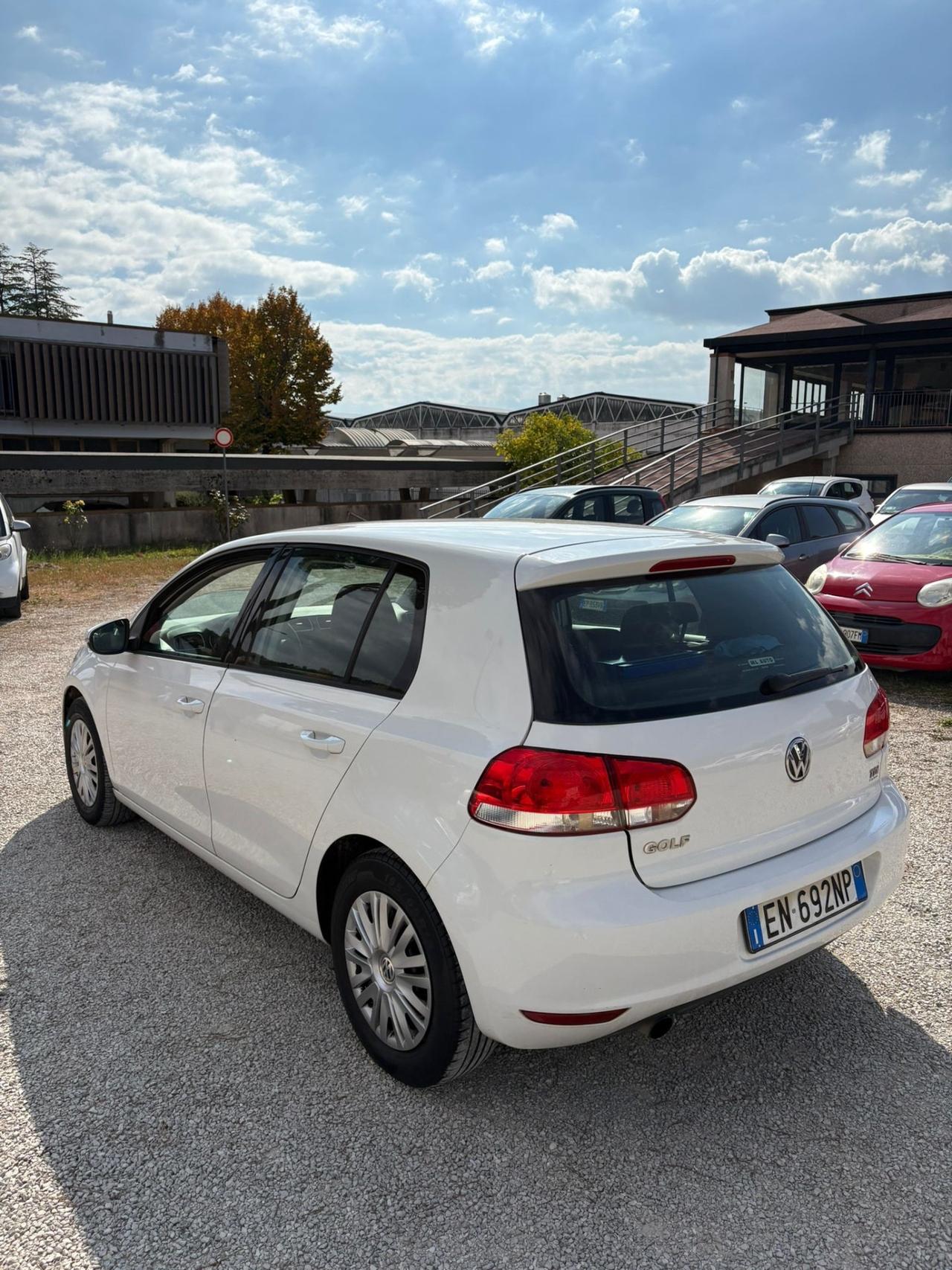 Volkswagen Golf 1.6 TDI PERFETTA SI NEOPATENTATI