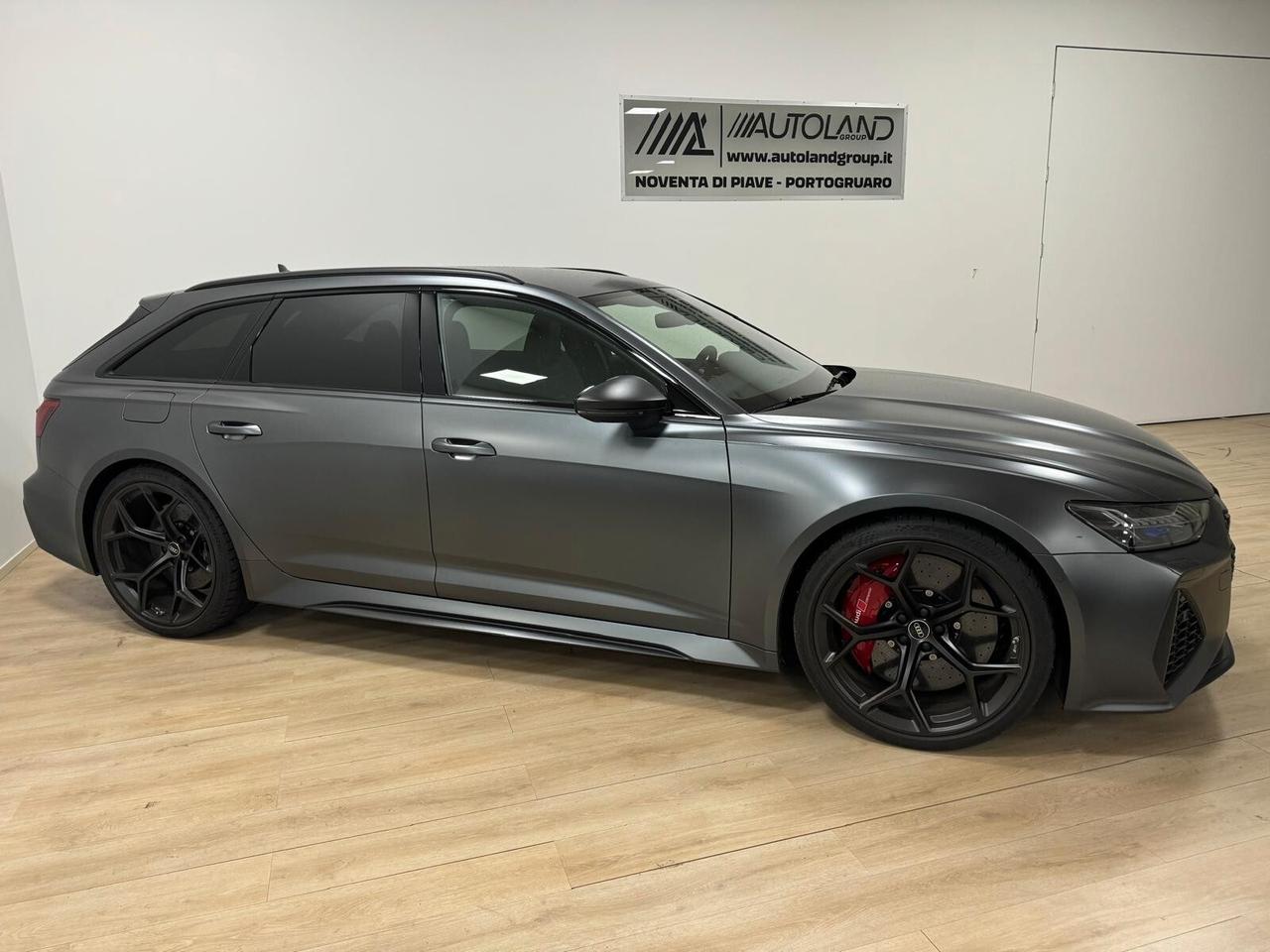 Audi RS6 RS 6 Avant 4.0 TFSI V8 quattro tiptronic Performance