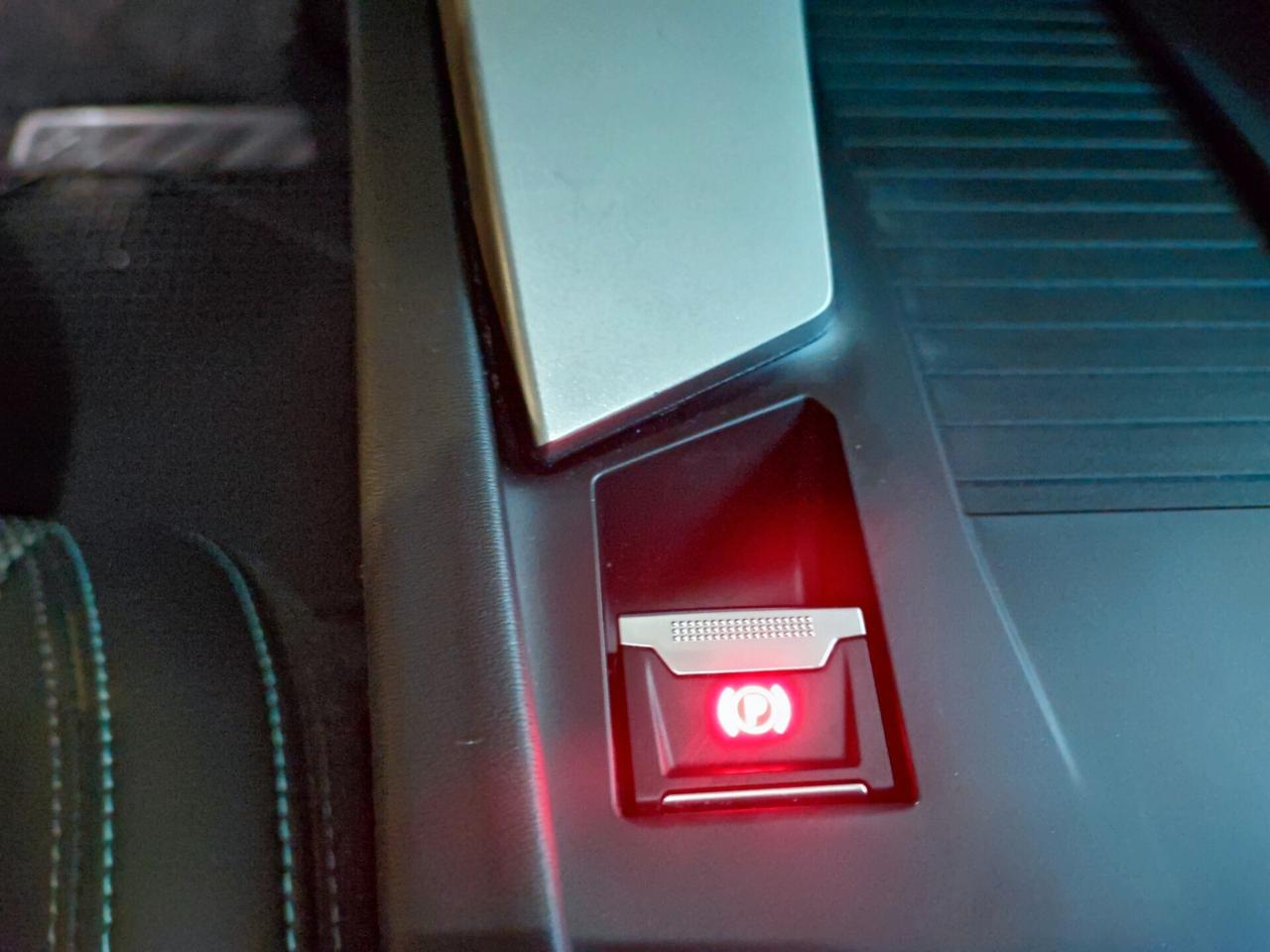 Peugeot 308 BlueHDi 130 S&S EAT8 SW GT