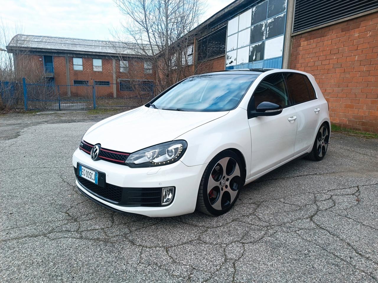 Volkswagen Golf GTI Golf 2.0 TSI 5p. GTI