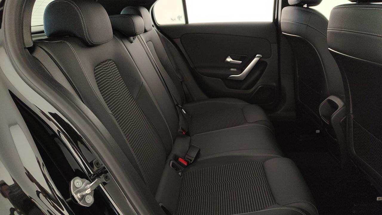 Mercedes-Benz Classe A - W177 2018 - A 180 d Sport auto