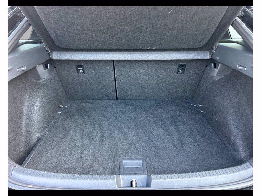 VOLKSWAGEN Taigo 1.0 tsi r-line 115cv del 2024