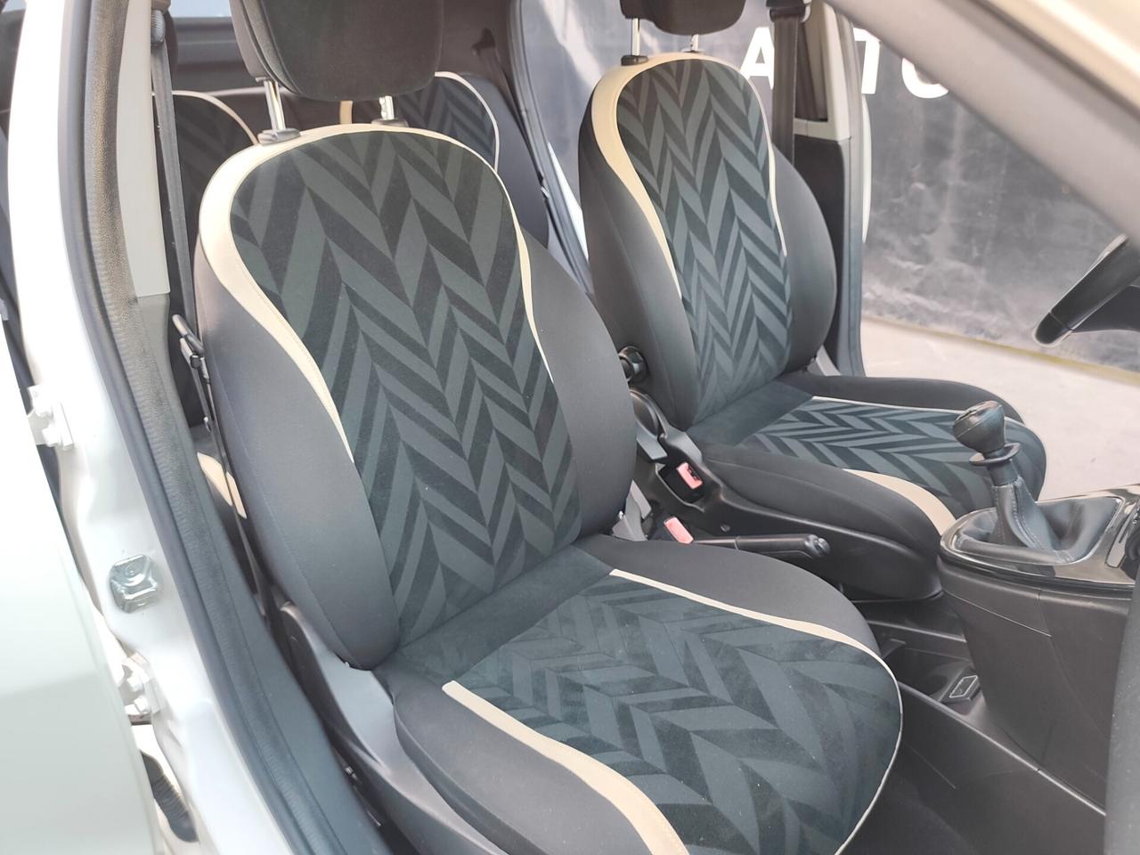 Lancia Ypsilon 1.2 BENZINA KM 68000 Platinum