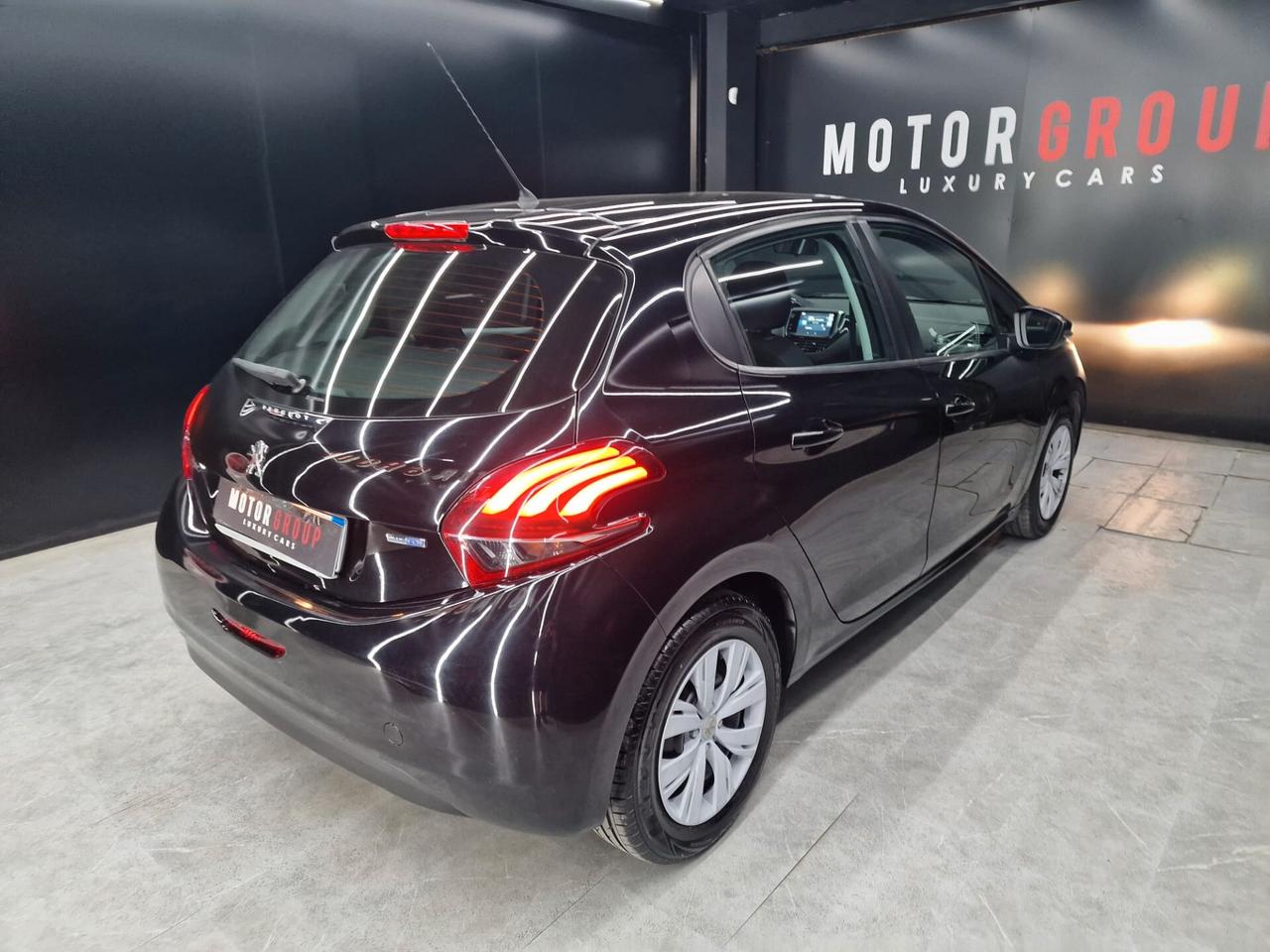 Peugeot 208 1.5 BlueHDi 75 5 porte Active