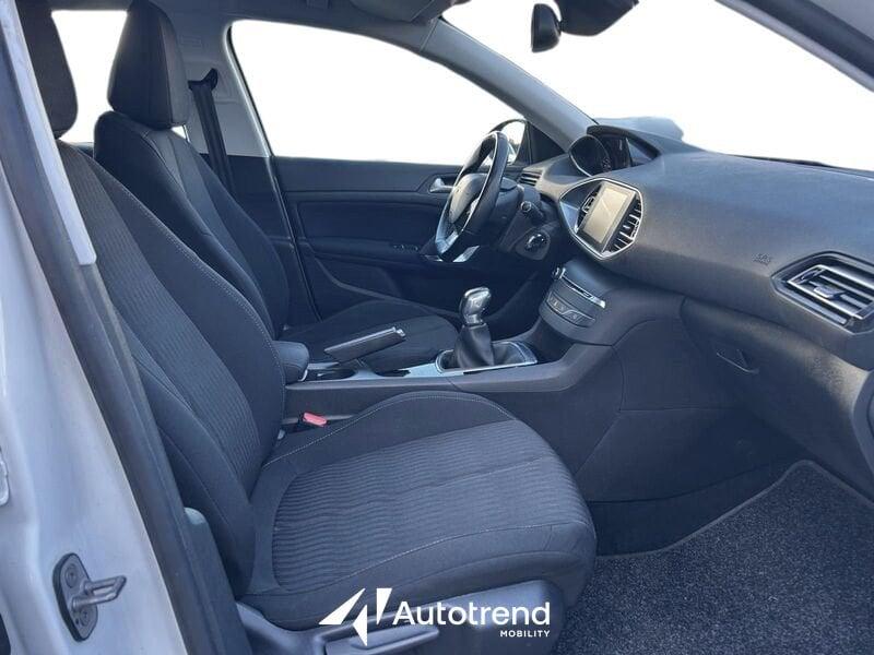 Peugeot 308 1.6 HDi 92 CV NAVI Active