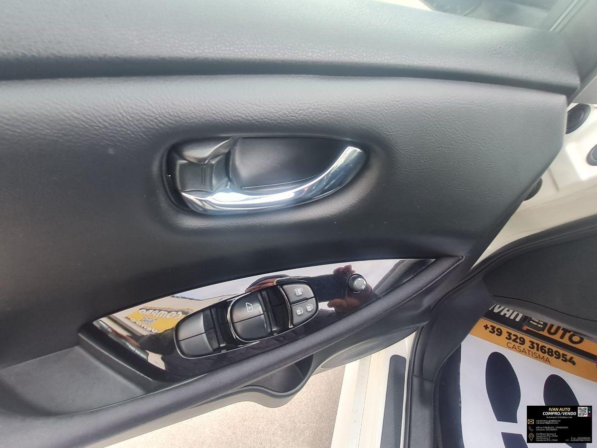 NISSAN Leaf Tekna 40 kWh-Elettrica-20.000 Km