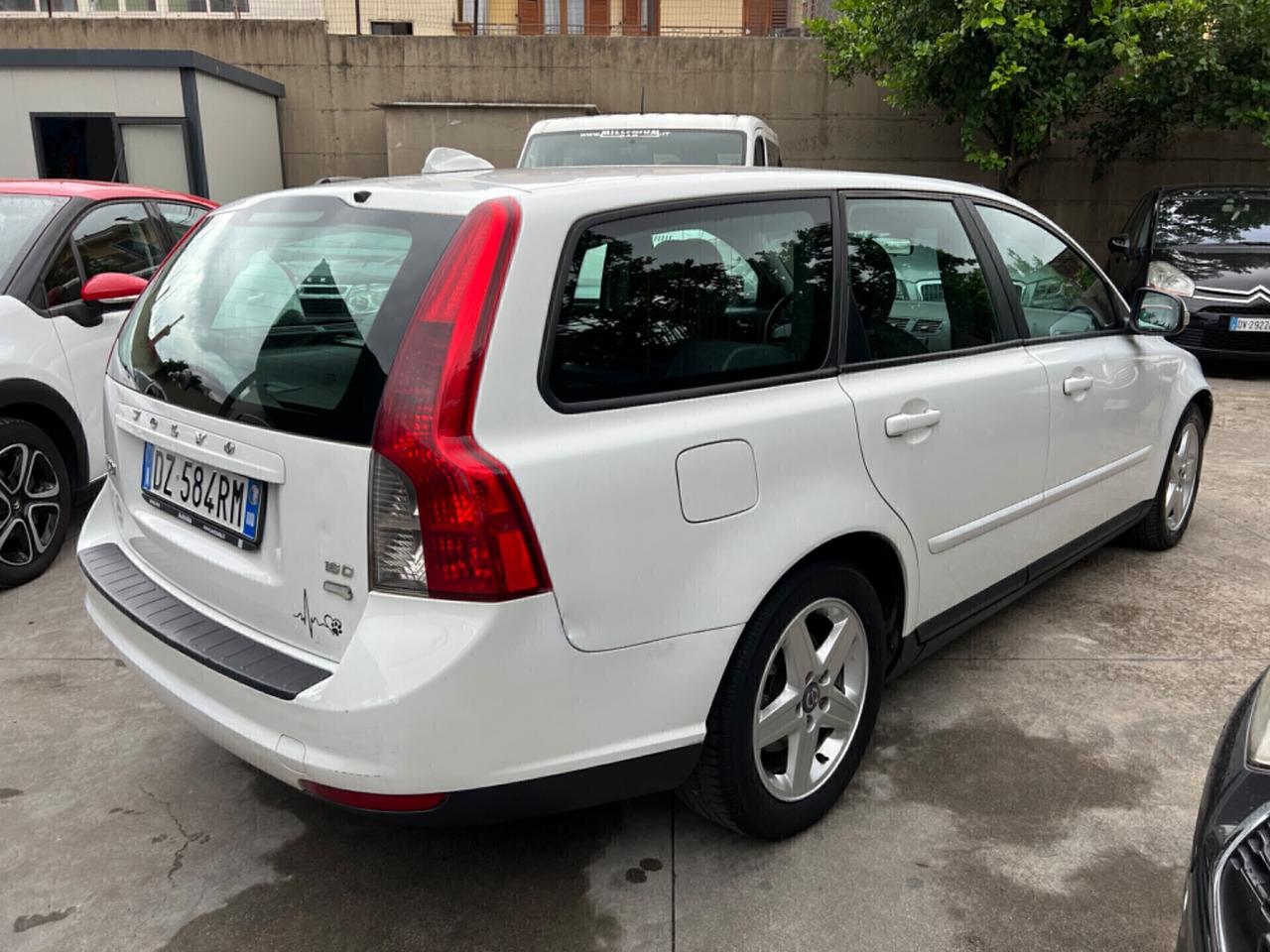 Volvo V50 DRIVe R-design