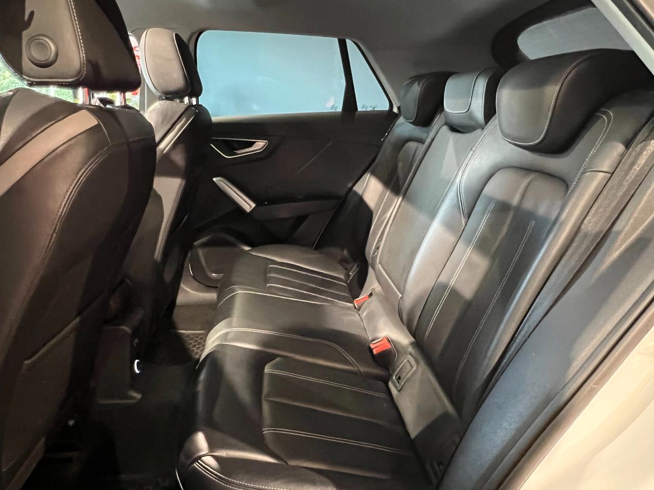 Audi Q2 1.6 TDI S tronic Design TETTO