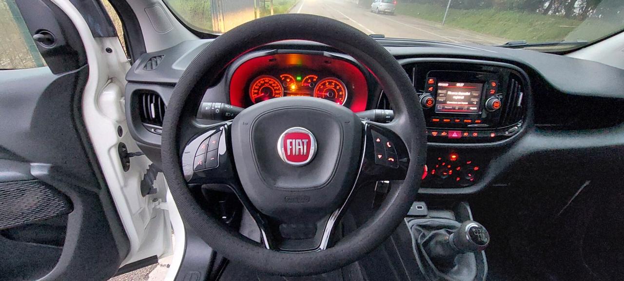 DOBLO" MAXI CARGO 3 POSTI 1,4 T-JET 120 CV METANO DI SERIE POCHI KM PARI AL NUOVO FULL FULL