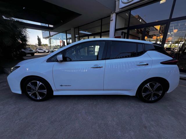 NISSAN Leaf N-Connecta 40 kWh