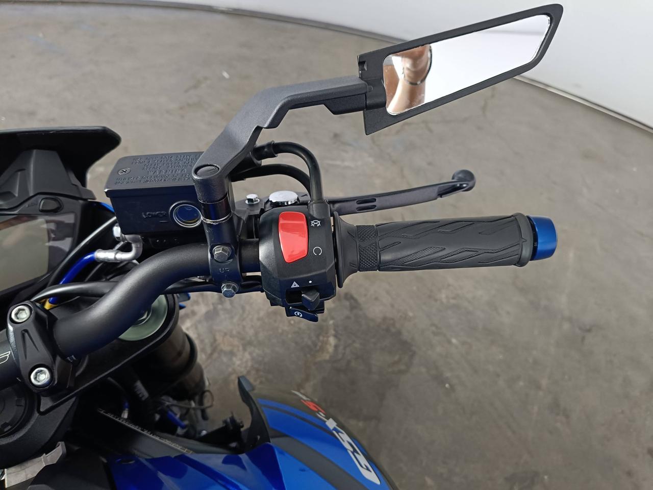 SUZUKI GSX-S - GSX-S 750 Abs