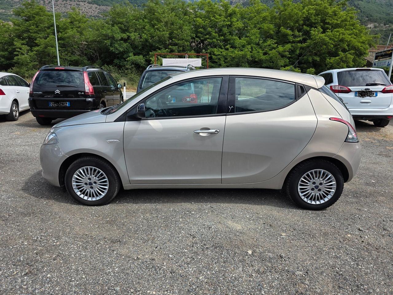 Lancia Ypsilon 1.2 69 CV 5 porte UNICO PROPRIETARIO