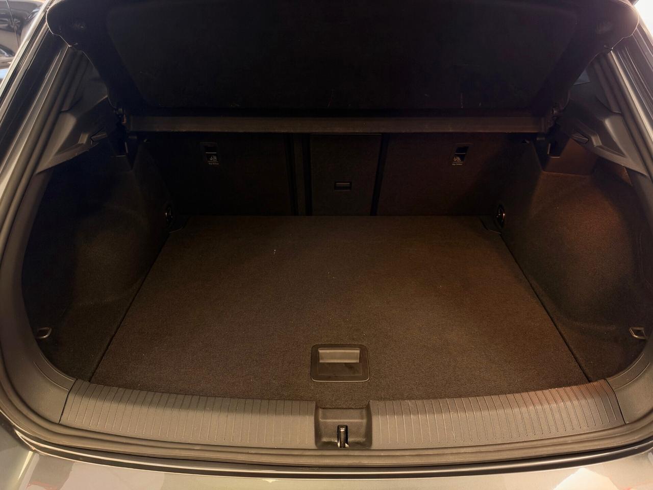Volkswagen T-Roc 2.0 TDI SCR 150 CV DSG R-Line