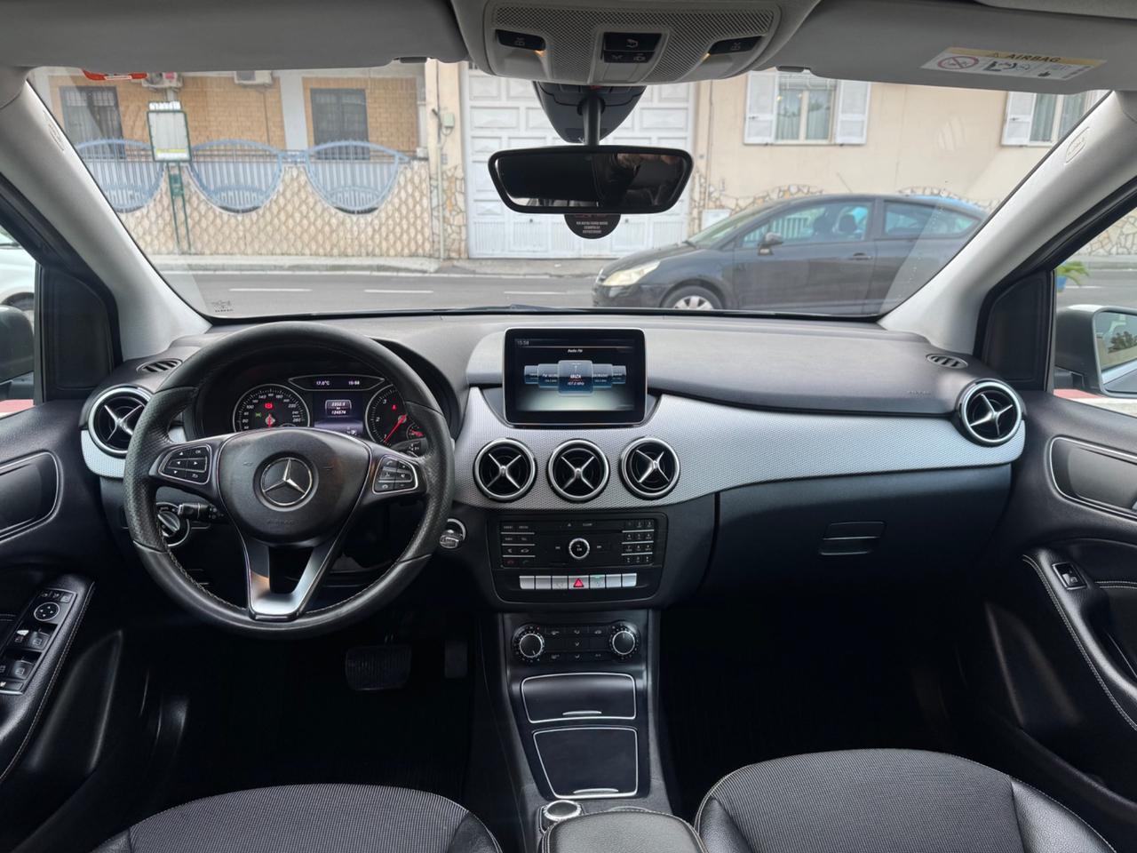 Mercedes-benz B180 1.5 DIESEL 109CV PREMIUM 11/2015