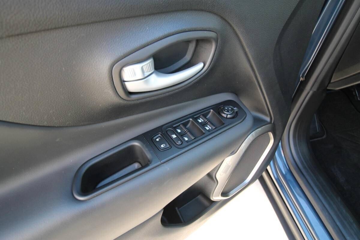 Jeep Renegade 1.5 Turbo T4 MHEV Limited 2023