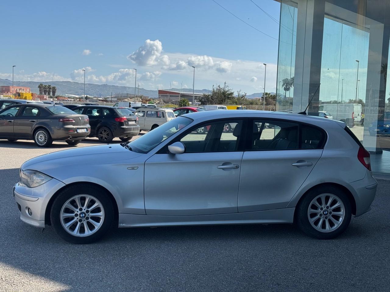 Bmw 118 118d cat 5 porte Eletta