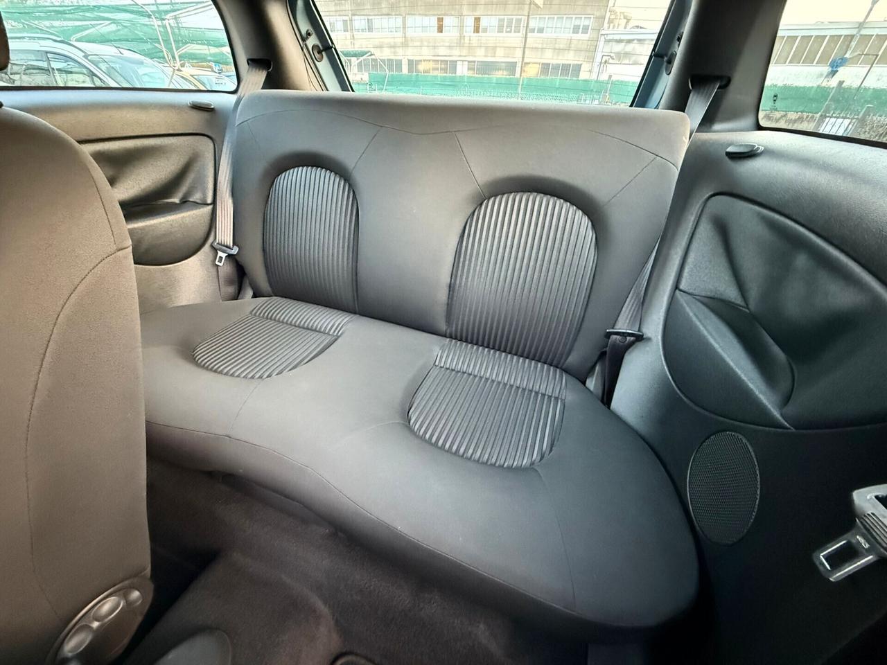 Lancia Ypsilon 1.2 87.000 km NEO-PATENTATO