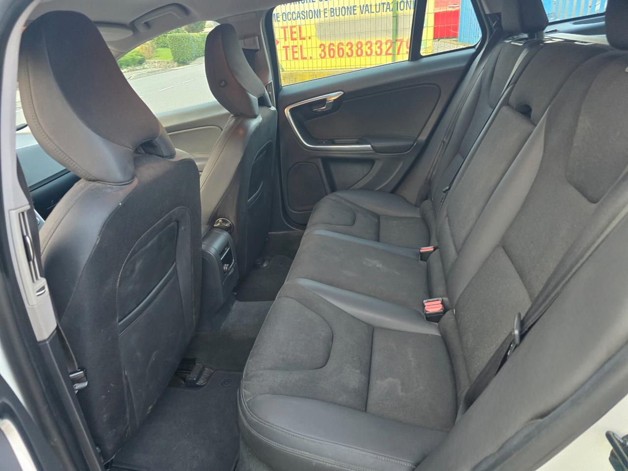 Volvo V60 D2 1.6 Powershift Summum