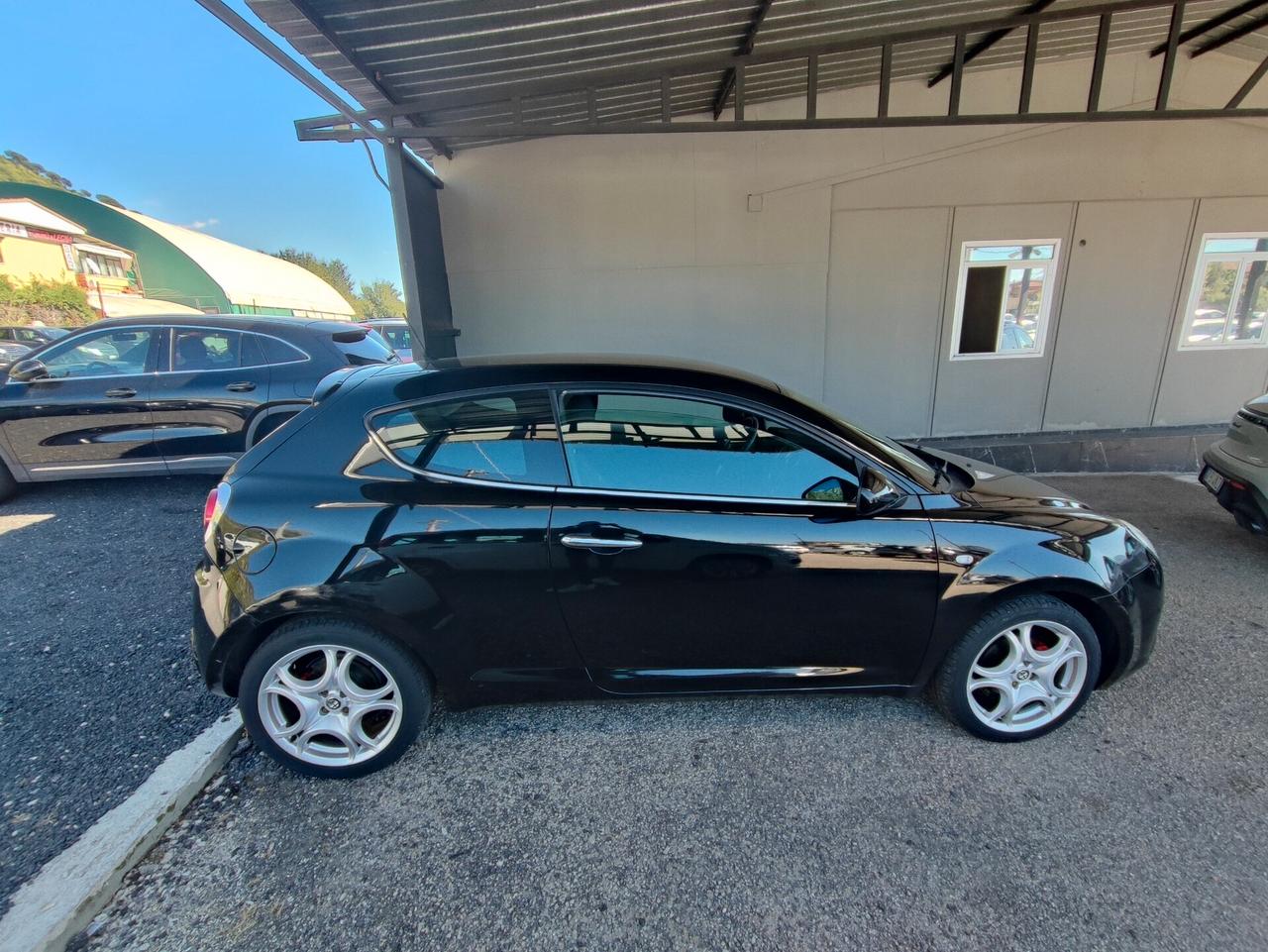 Alfa Romeo MiTo 1.4 105 CV M.air S&S Distinctive Sport Pack