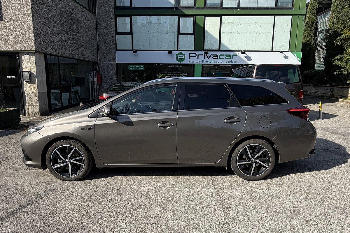 TOYOTA Auris Touring Sports 1.8 Hybrid Style
