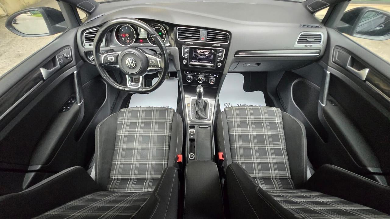 Volkswagen Golf Business GTD 2.0 TDI DSG 5p. 4 Fre