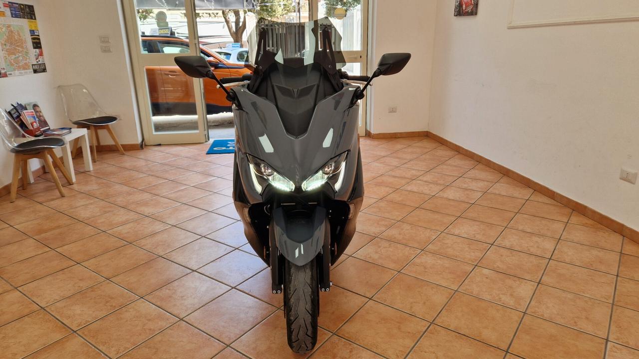 Yamaha TMAX 560 TECH MAX