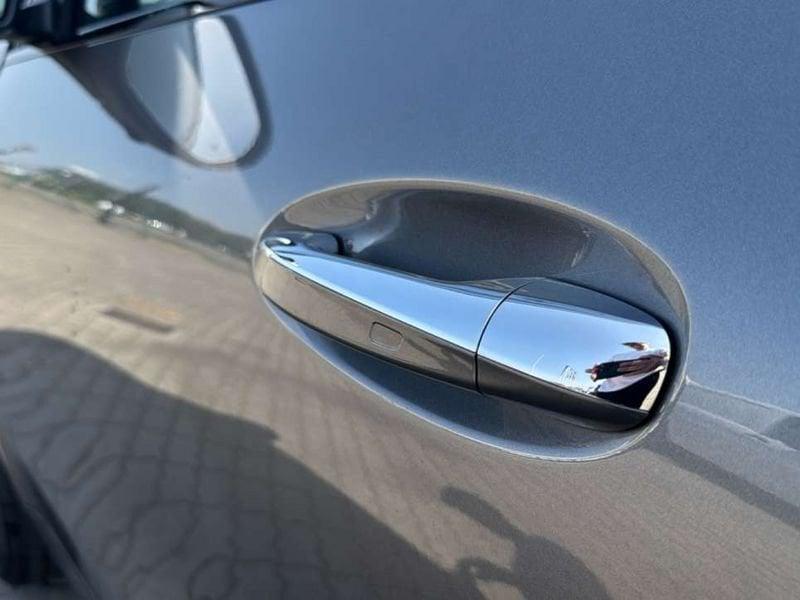 Mercedes-Benz GLA 35 AMG Premium Plus