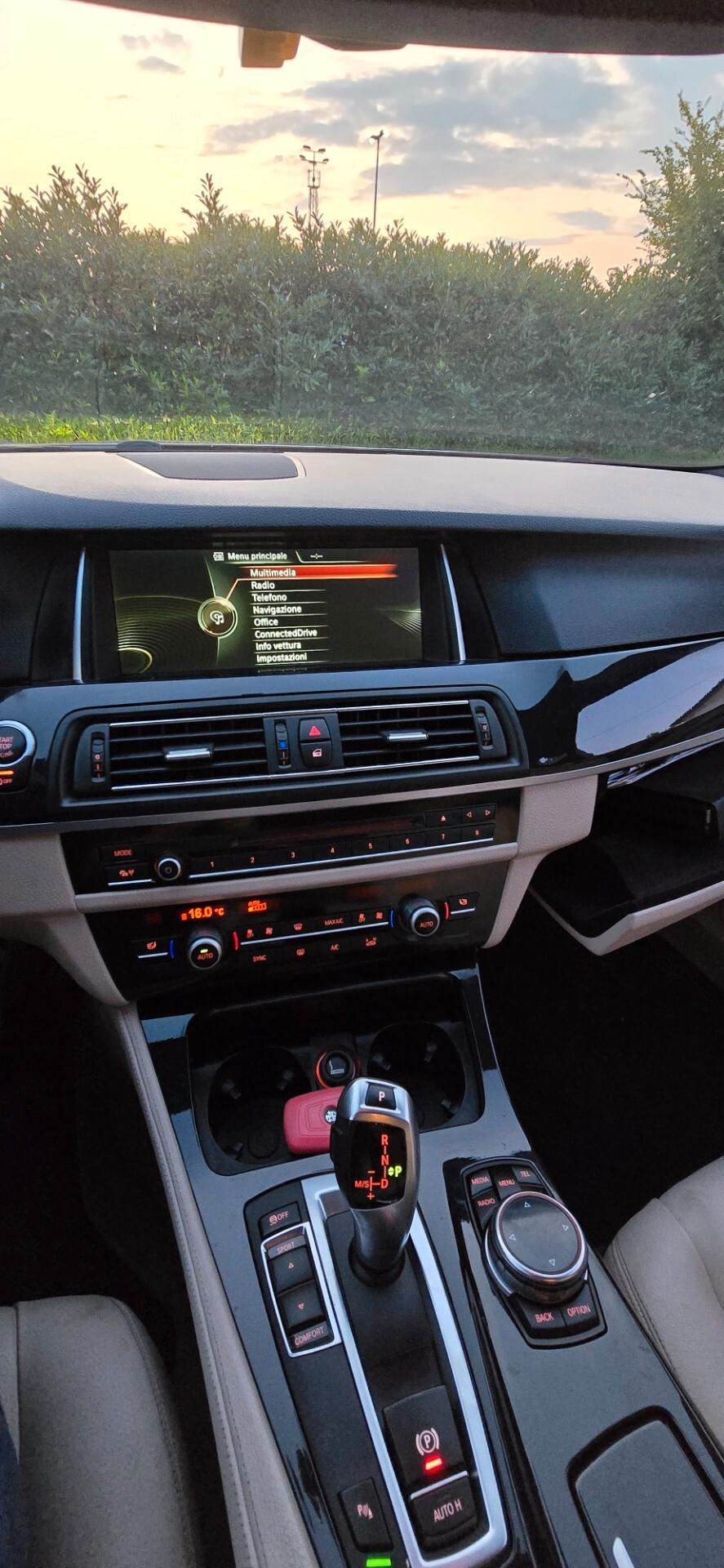 Bmw 520 520d xDrive Modern
