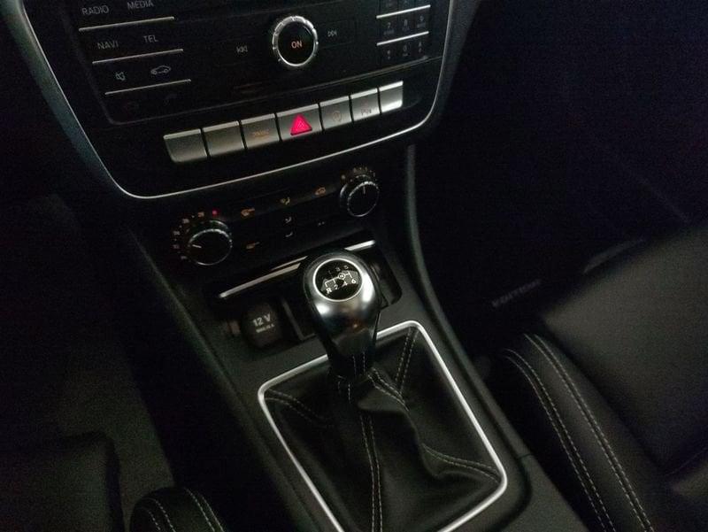 Mercedes-Benz CLA 180 Premium FL