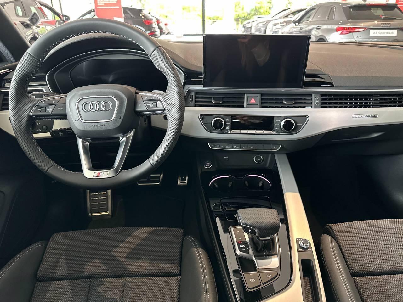 AUDI A4 AVANT 40 TDI QUATTRO S TRONIC S-LINE