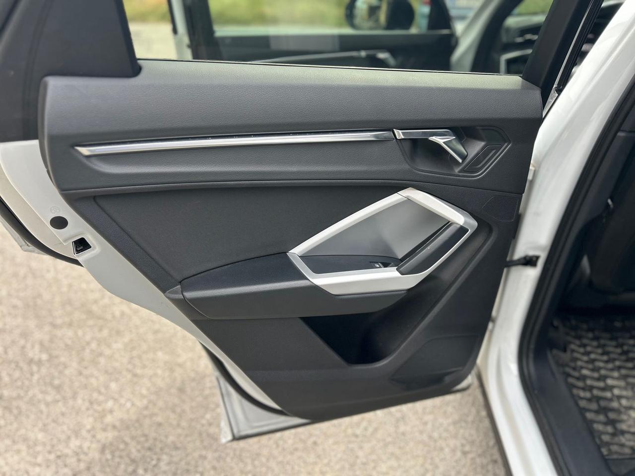 Audi Q3 S Line Edition 1.4 45 TFSI e PHEV #12065