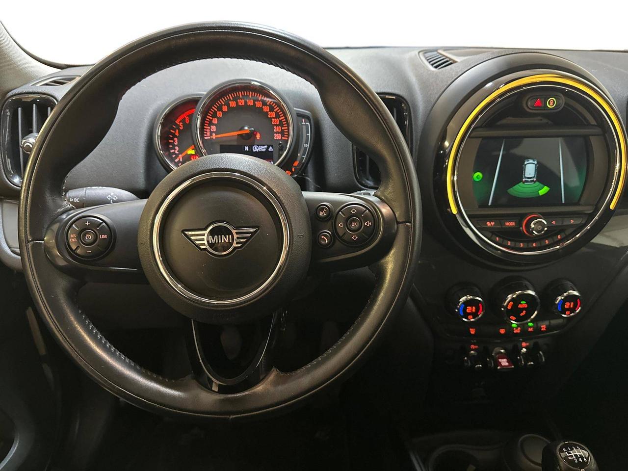 MINI Countryman One D Baker Street