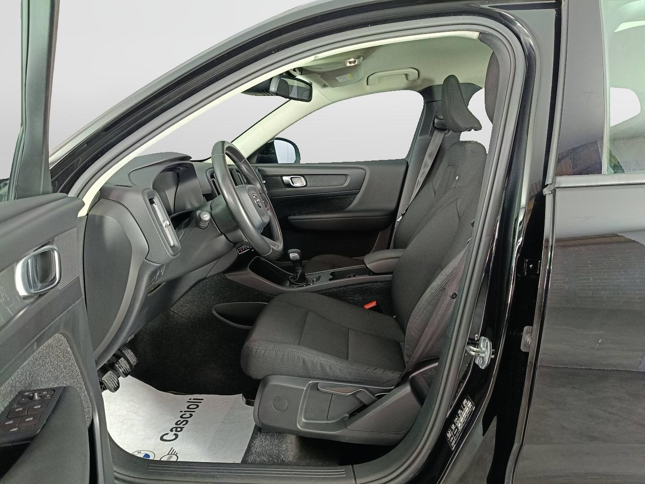 VOLVO XC40 - XC40 2.0 d3
