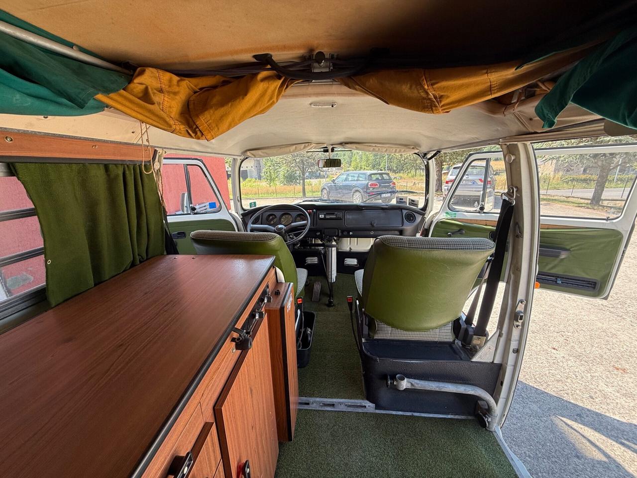Volkswagen T2 WESTFALIA
