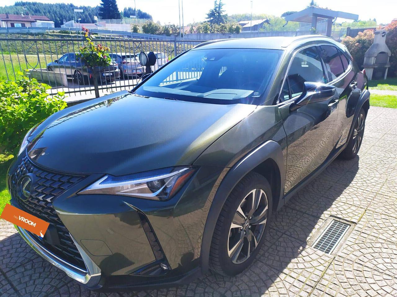 Lexus UX UX Hybrid Executive