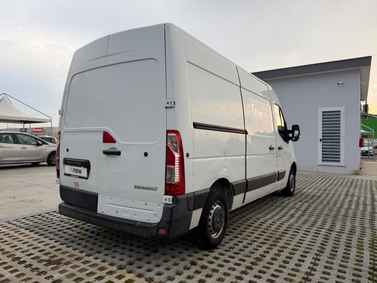 Renault Master 2.3 dCi/125