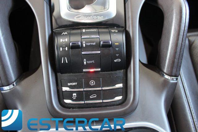 PORSCHE Cayenne 3.0 Diesel TETTO