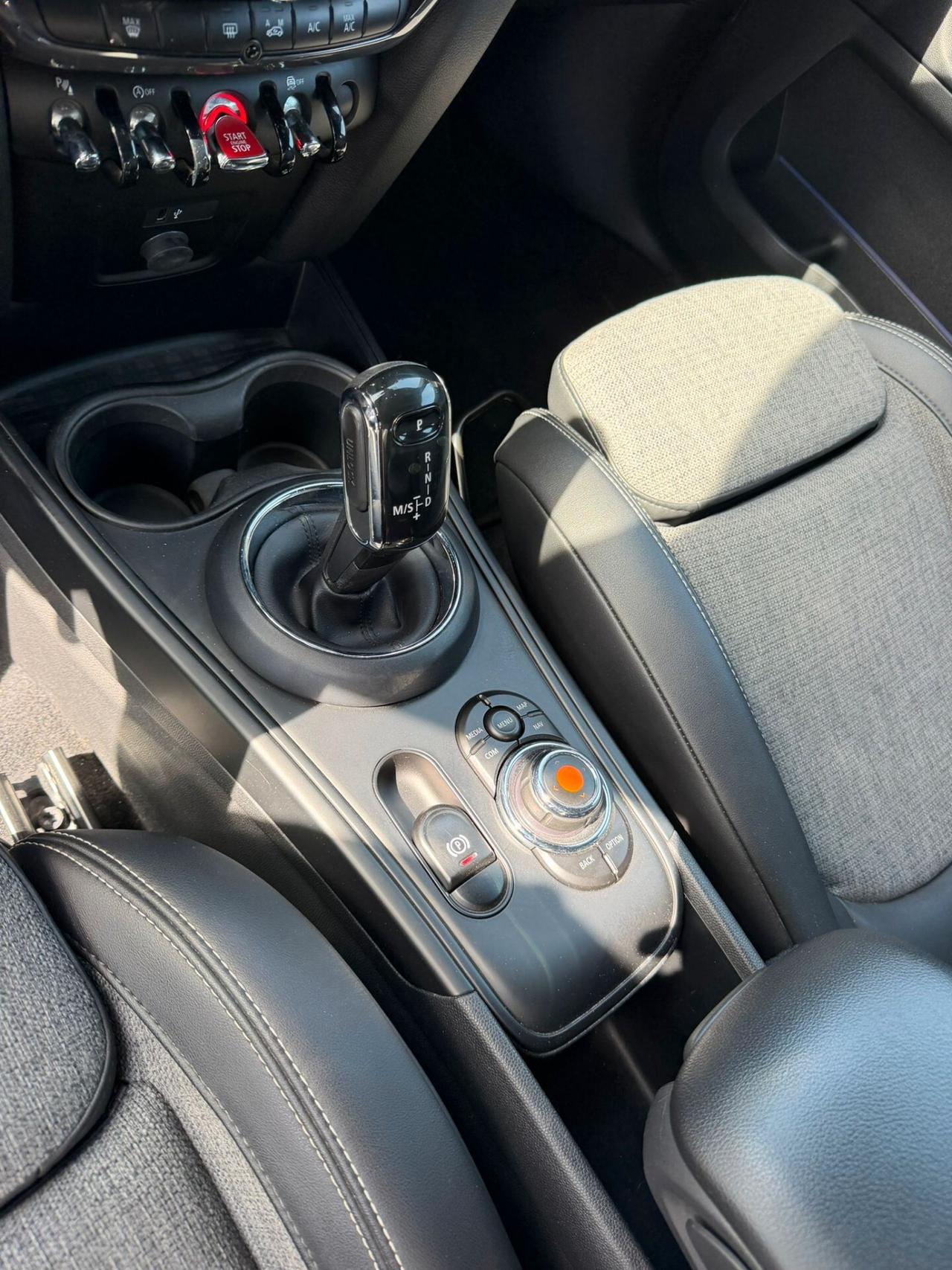 Mini Cooper D Countryman 2.0 Business ALL4 Automatica