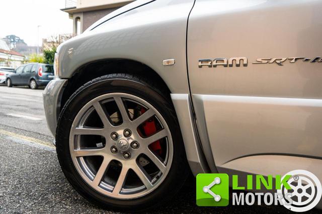 DODGE RAM 8.3 SRT-10 - V10 VIPER POWERED 507CV ? IVA ESPOSTA
