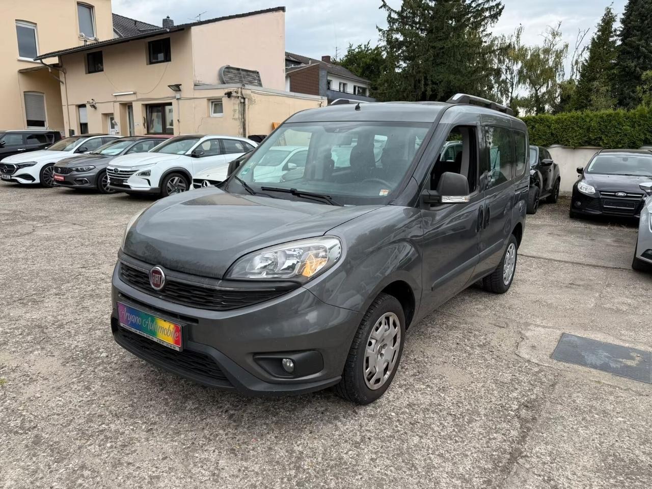 Fiat Doblo Doblò 1.4 16V Lounge 7 Posti