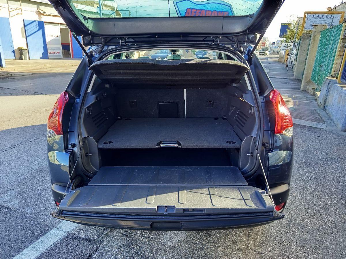 PEUGEOT 3008 1.6 HDi 115 CV Active TETTO PAN.