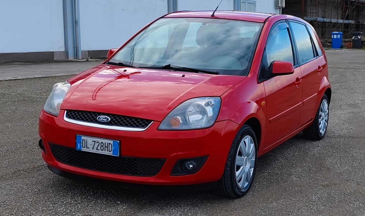Ford Fiesta 1.4 TDCi 5p. Ghia