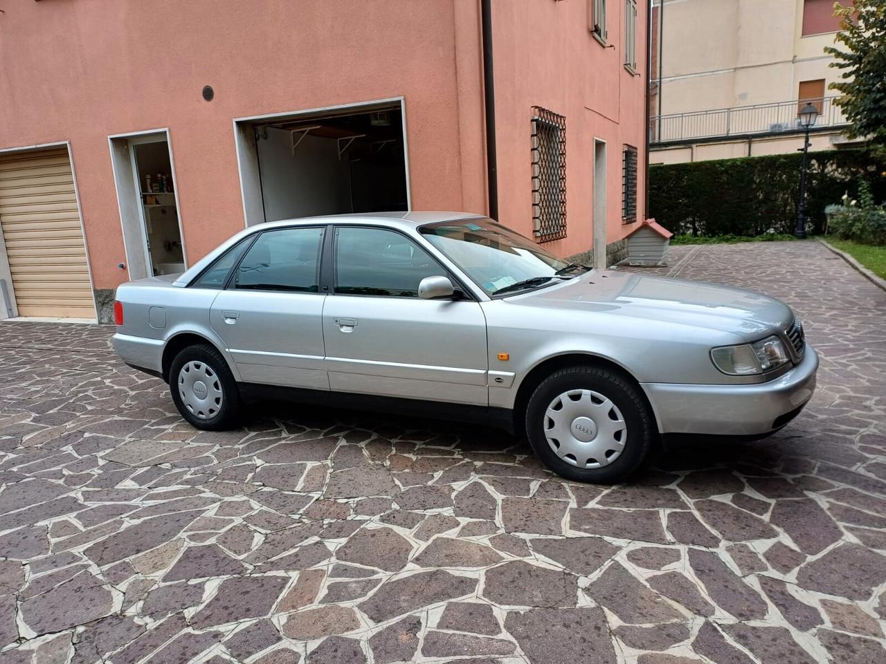 Audi A6 2.0 16V cat quattro