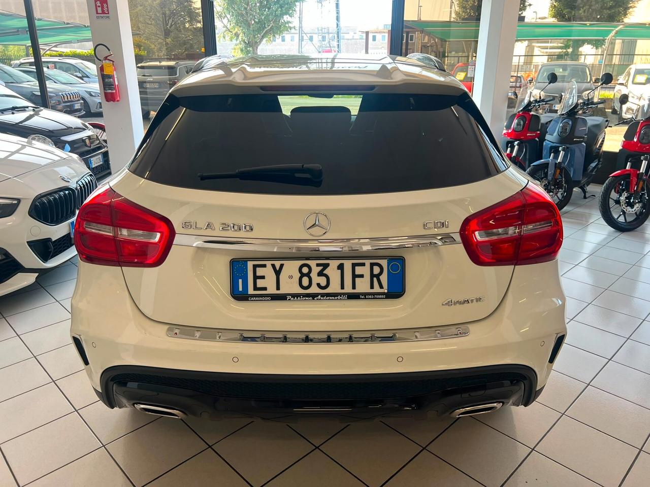 Mercedes-benz GLA 200 GLA-X156 d (cdi) Premium 4matic AUTO